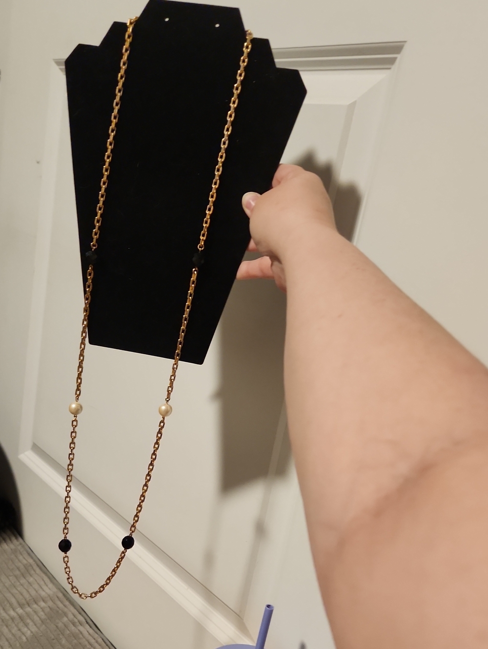 Authentic Vintage CAROLEE Signed Pearl Black Bead Statement Necklace